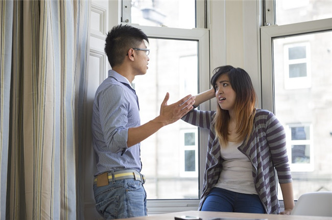 零零后的婚姻观：追求自由与自我价值